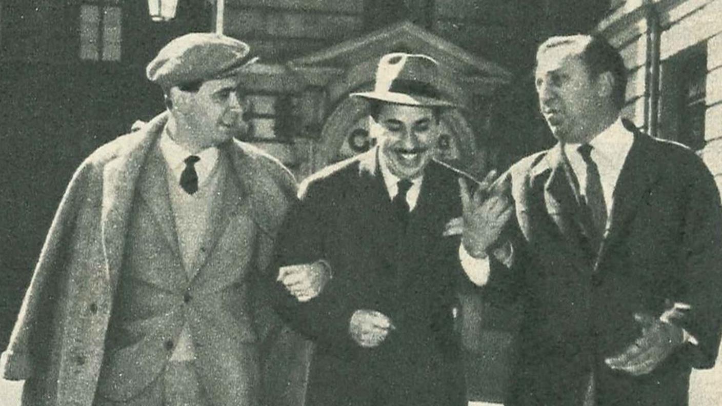 Gorni Kramer tra Garinei e Giovannini in una foto scattata nel 1958 a Roma (Wikipedia)