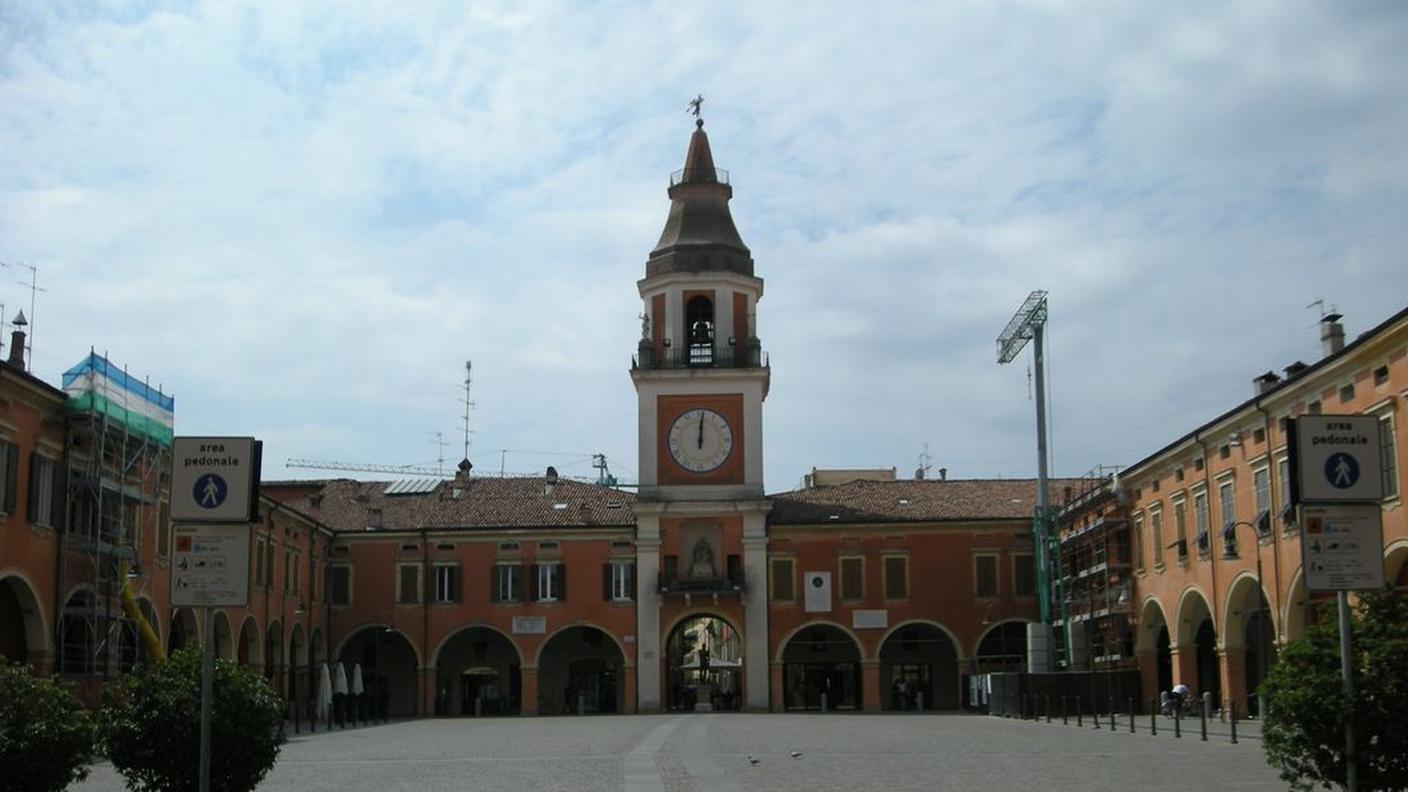 Sassuolo, piazza Garibaldi (Wikipedia)