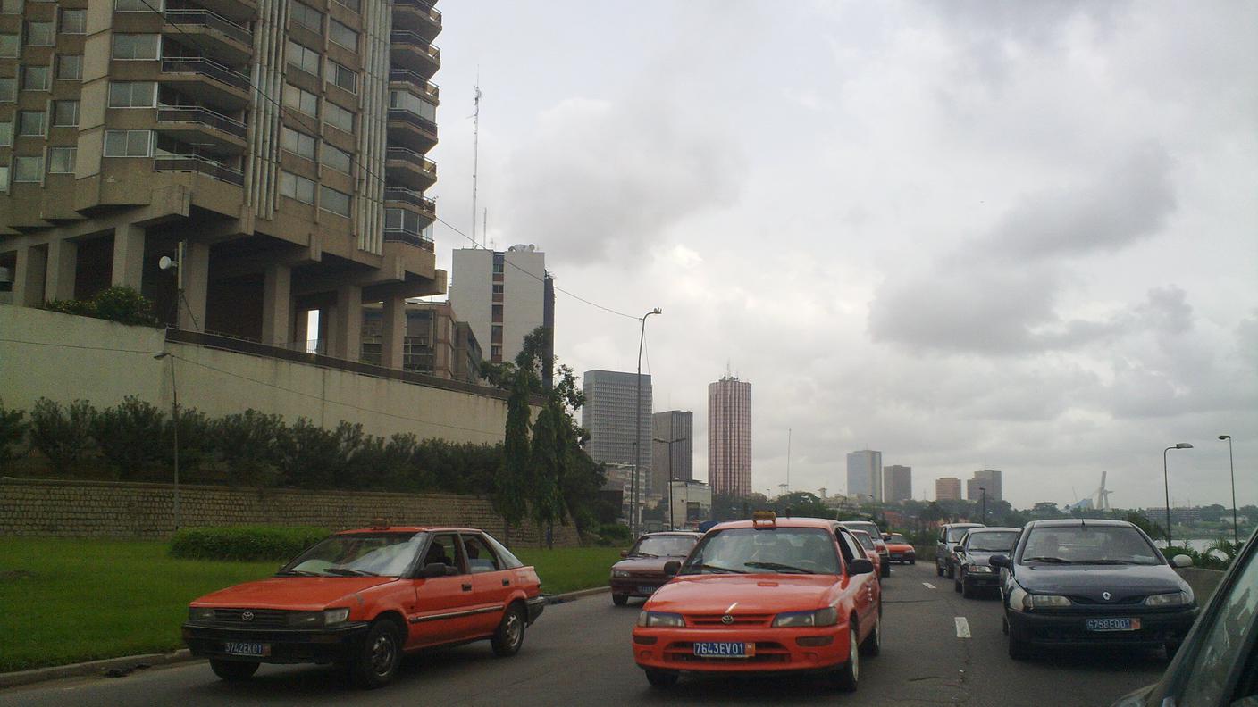 Abidjan: traffico (di Gigi Donelli)
