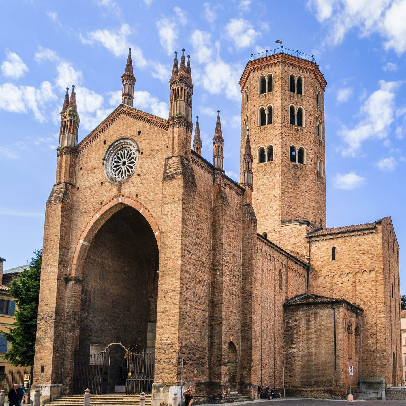 Basilica di Sant'Antonino, Piacenza