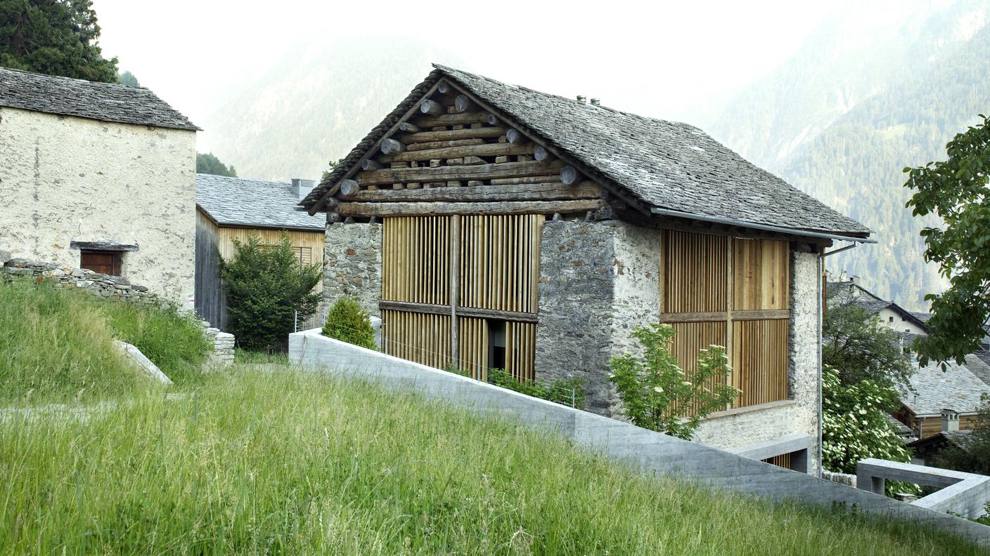 Ex stalla riqualificata a Soglio Architetti Ruinelli Associati