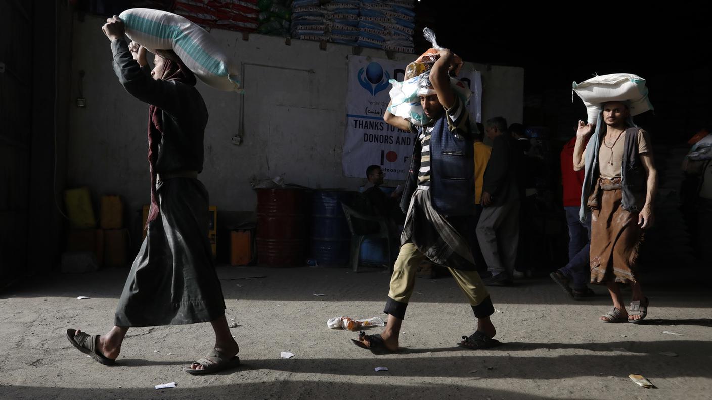 Viaggio nello Yemen che muore