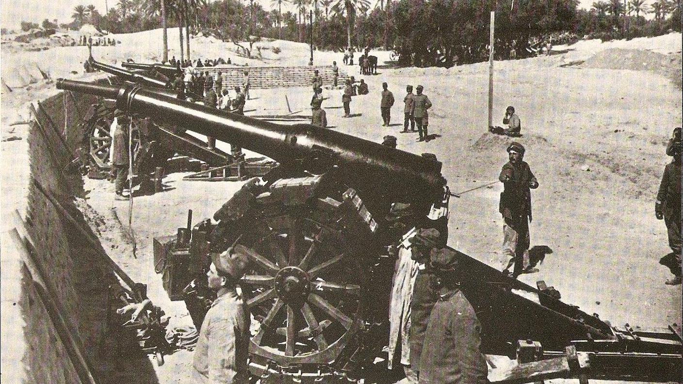 1280px-Italian_battery_near_Tripoli.jpg