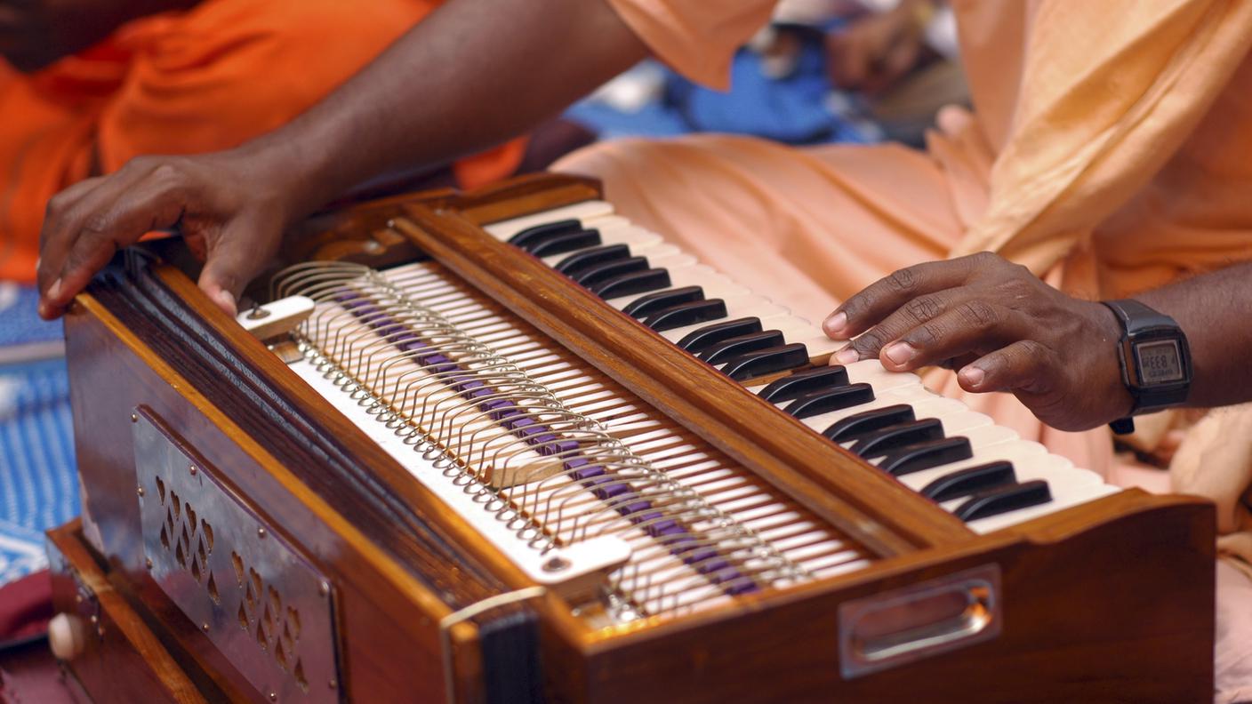 iStock_Harmonium