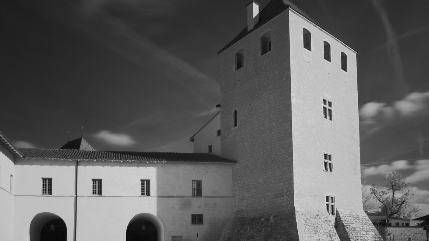 iStock-Ain, Alvernia-Rodano-Alpi, Abbazia, Bianco e nero, Composizione orizzontale