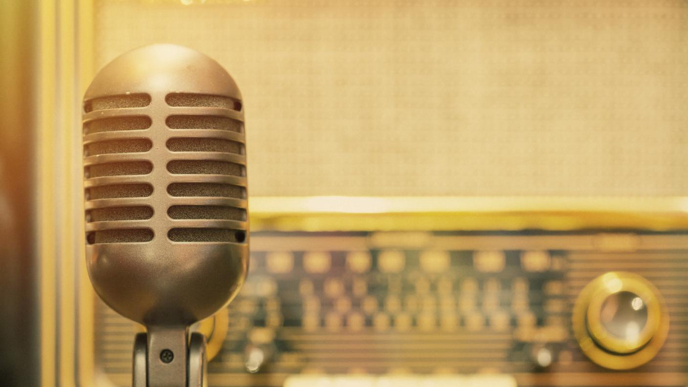 iStock_radio.jpg