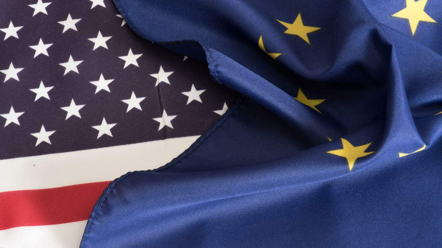 iStock-Stati Uniti d'America, Continente americano, Germania, Paese - Area geografica, Valuta dell'Unione Europea