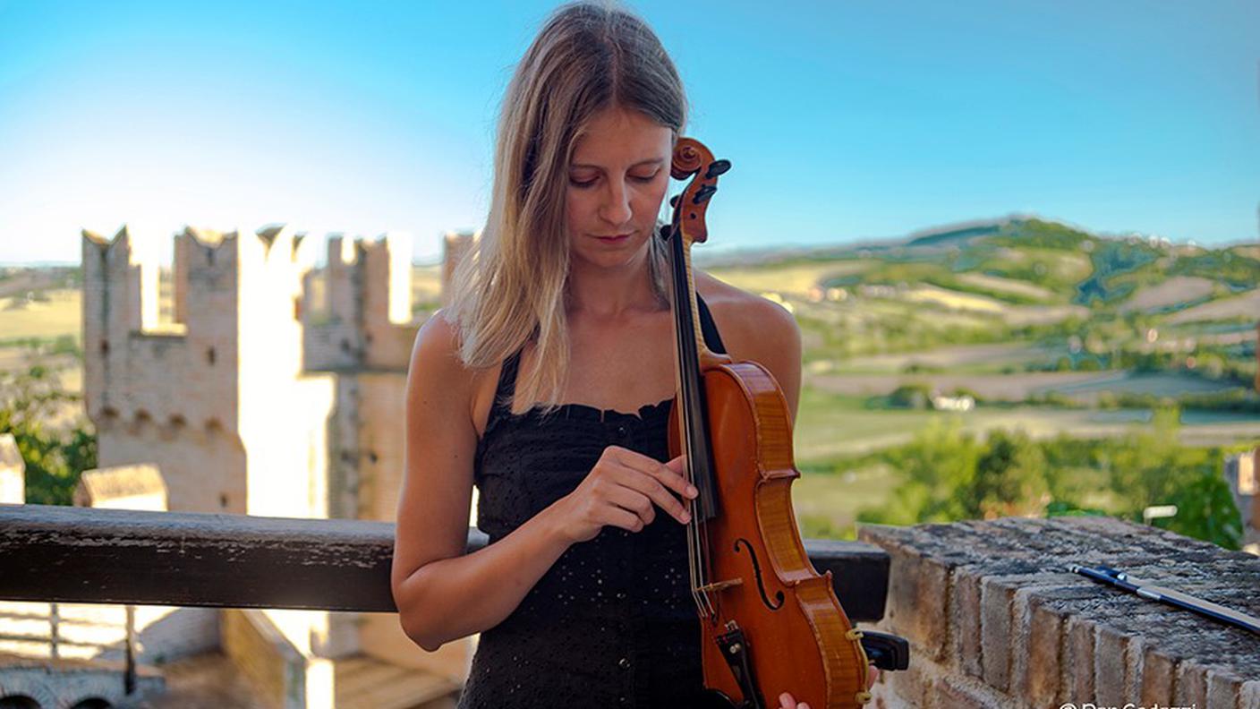 Anais Drago