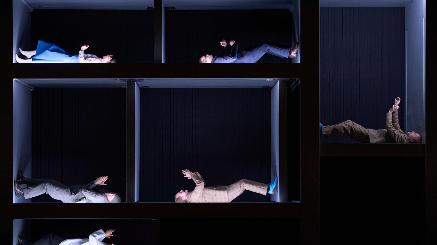 Luzerner Theater_Der Doppelgänger_Olivia Stahn_Vladyslav Tlushch_Zvi Emanuel-Marial_Christian Tschelebiew_Peter Schöne_Robert Ma.jpg