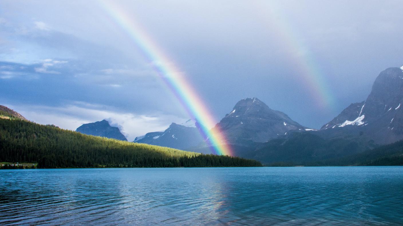 Arcobaleno, lago, montagne 