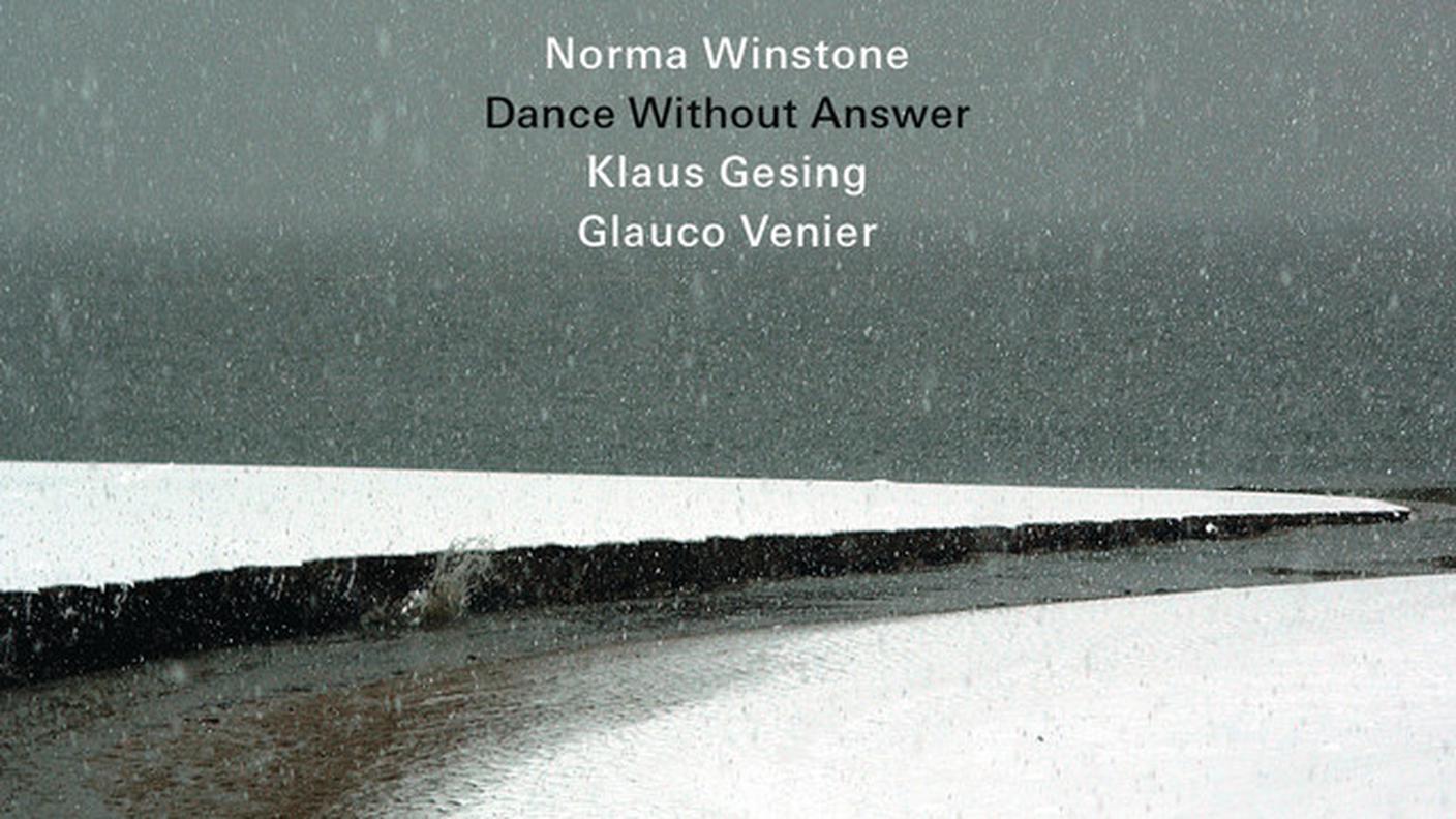 "Time Of No Reply" di Norma Winstone, ECM (dettaglio di copertina)
