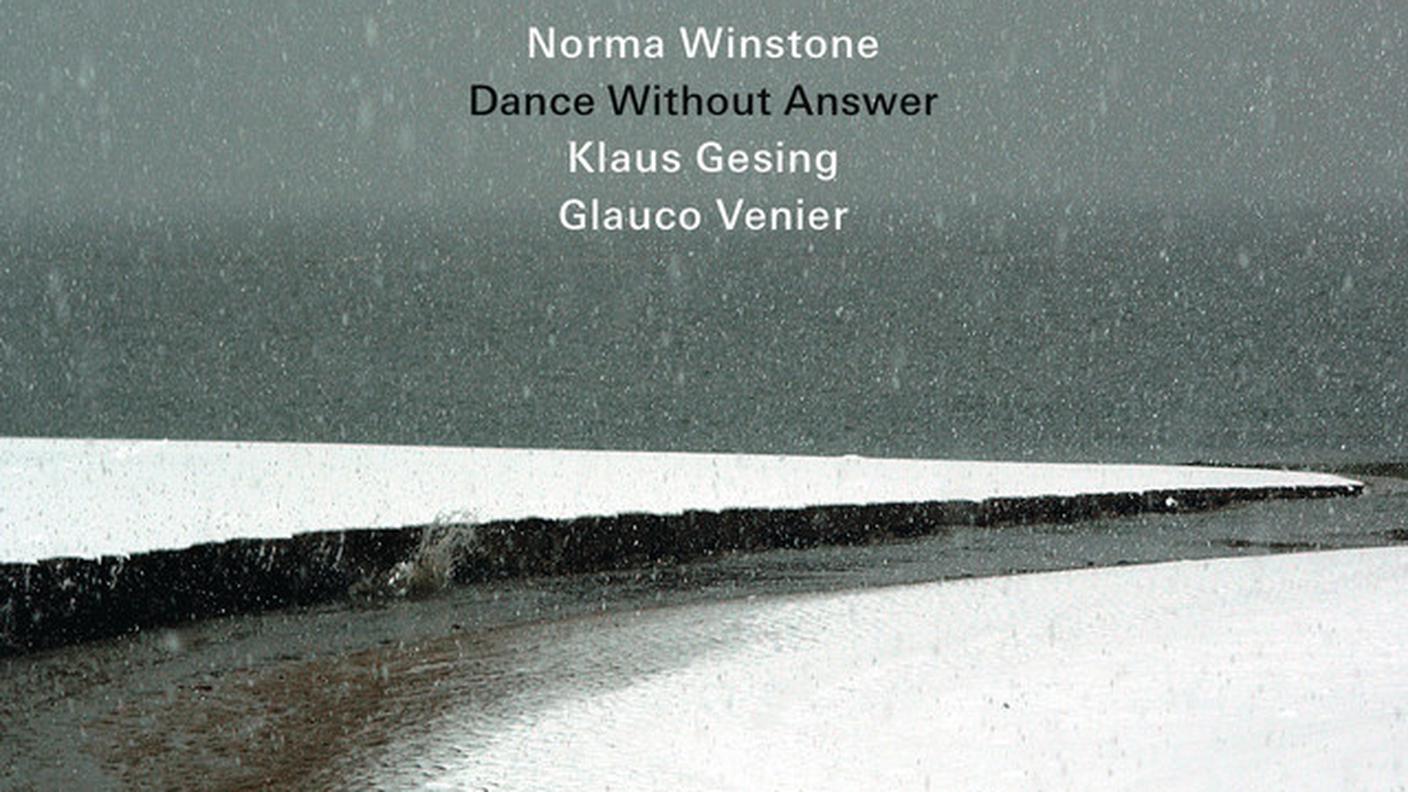"Time Of No Reply" di Norma Winstone, ECM (dettaglio di copertina)