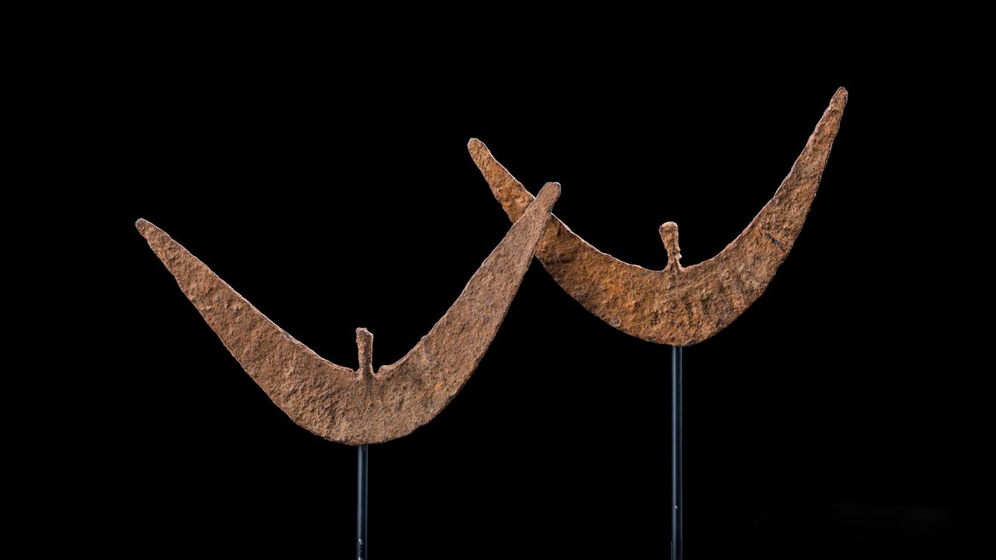 Sakania. Monete a forma di lama di vanga. Ciad. Sara.
8×13×0,2 cm 8×12×0,2 cm MUSEC, Collezione Antonini
