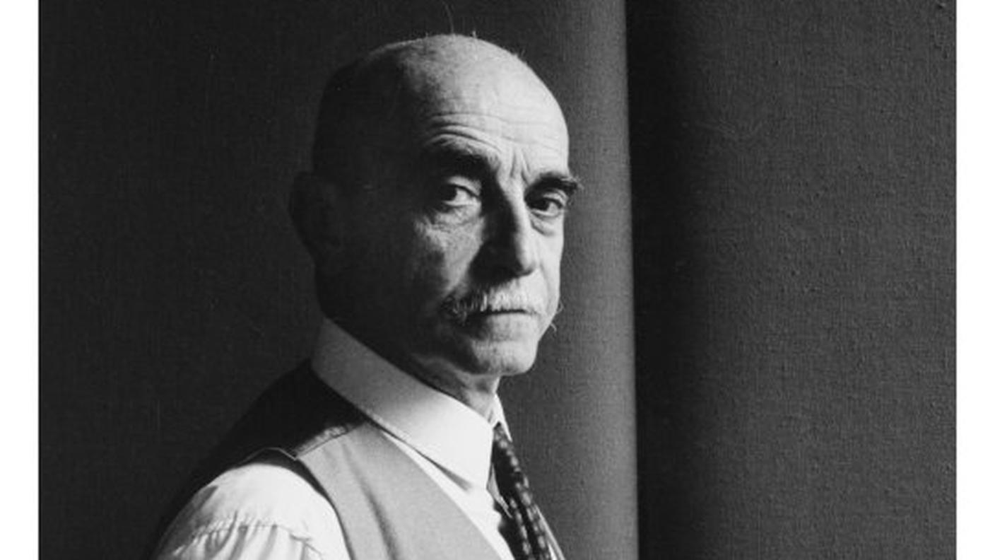 "Lucio Fontana. La possibilità di un oltre" di Paolo Campiglio, John&Levi (dettaglio di copertina)