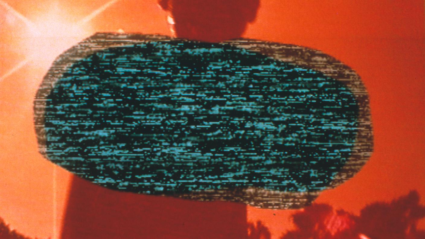 Pipilotti Rist, Bright Light 
(Detail Videostill), 1993 / 1997 
Aargauer Kunsthaus / Dauerleihgabe 
aus der Sammlung Andreas Züst, 2004 
© Pipilotti Rist, mit Genehmigung der 
Künstlerin, Hauser & Wirth und Luhring 
Augustine / 2025, ProLitteris, Zürich