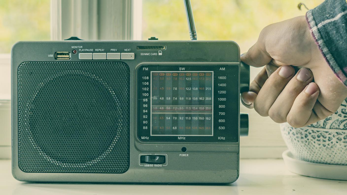 iStock-Russia, Radio, Ascoltare, Musica, Terza età