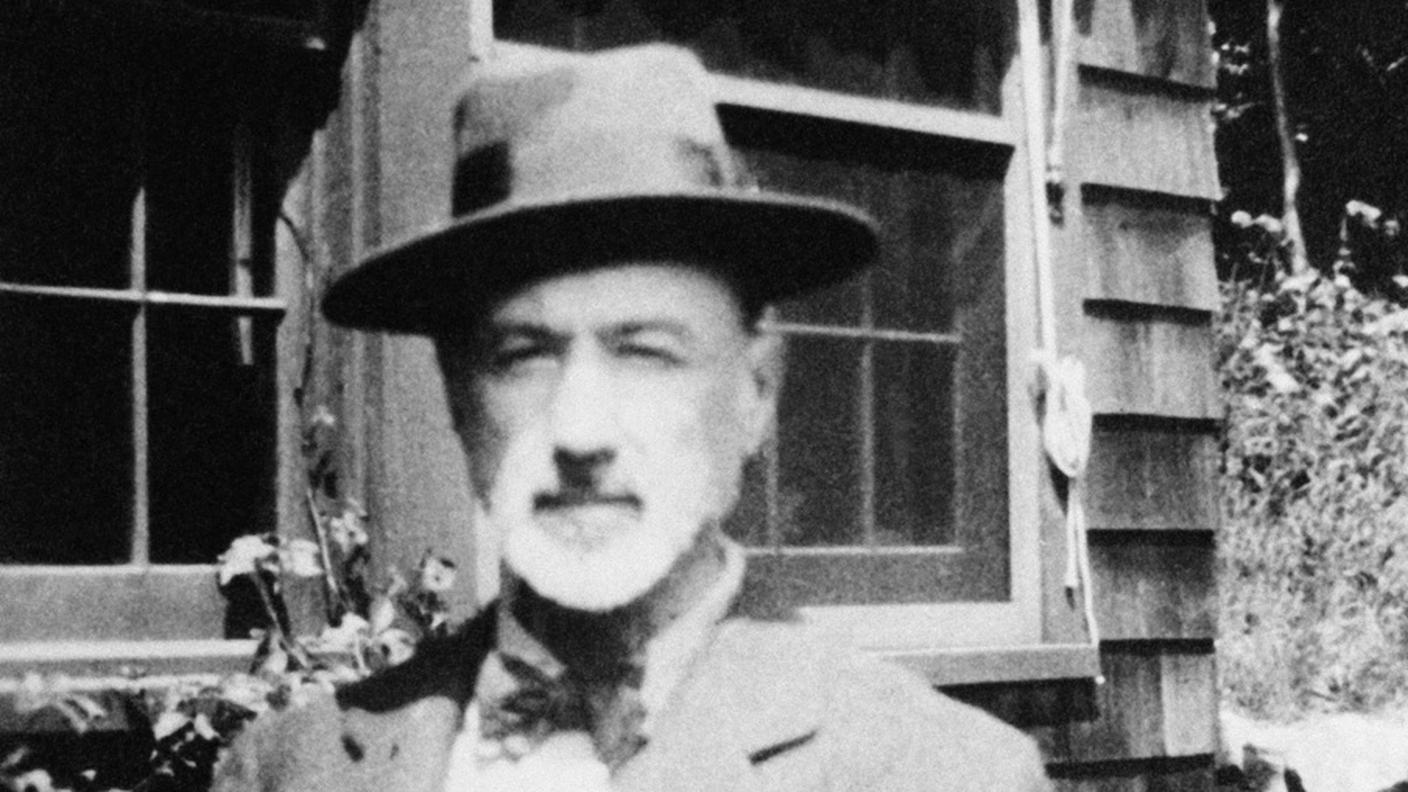 Charles Ives 