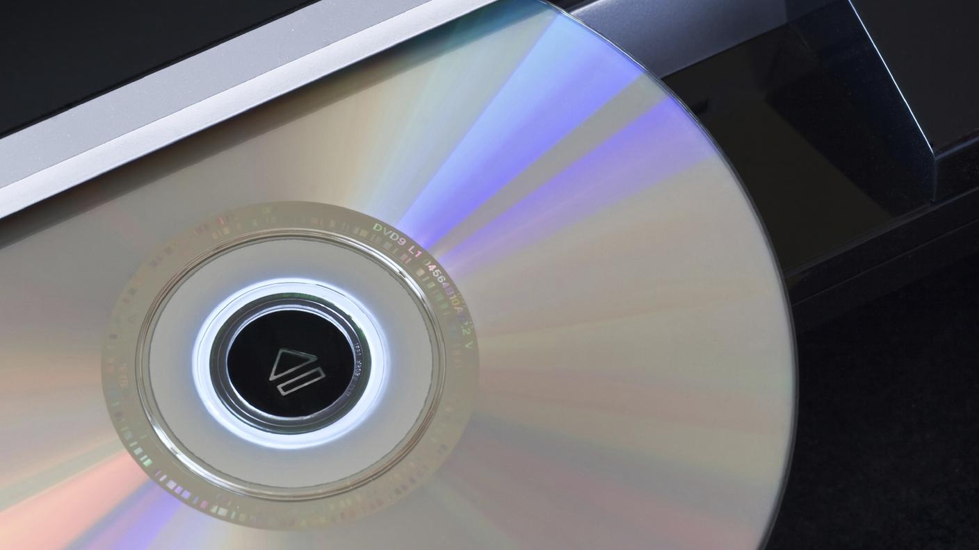 iStock_CD_DVD_musica_compact_disc.jpg