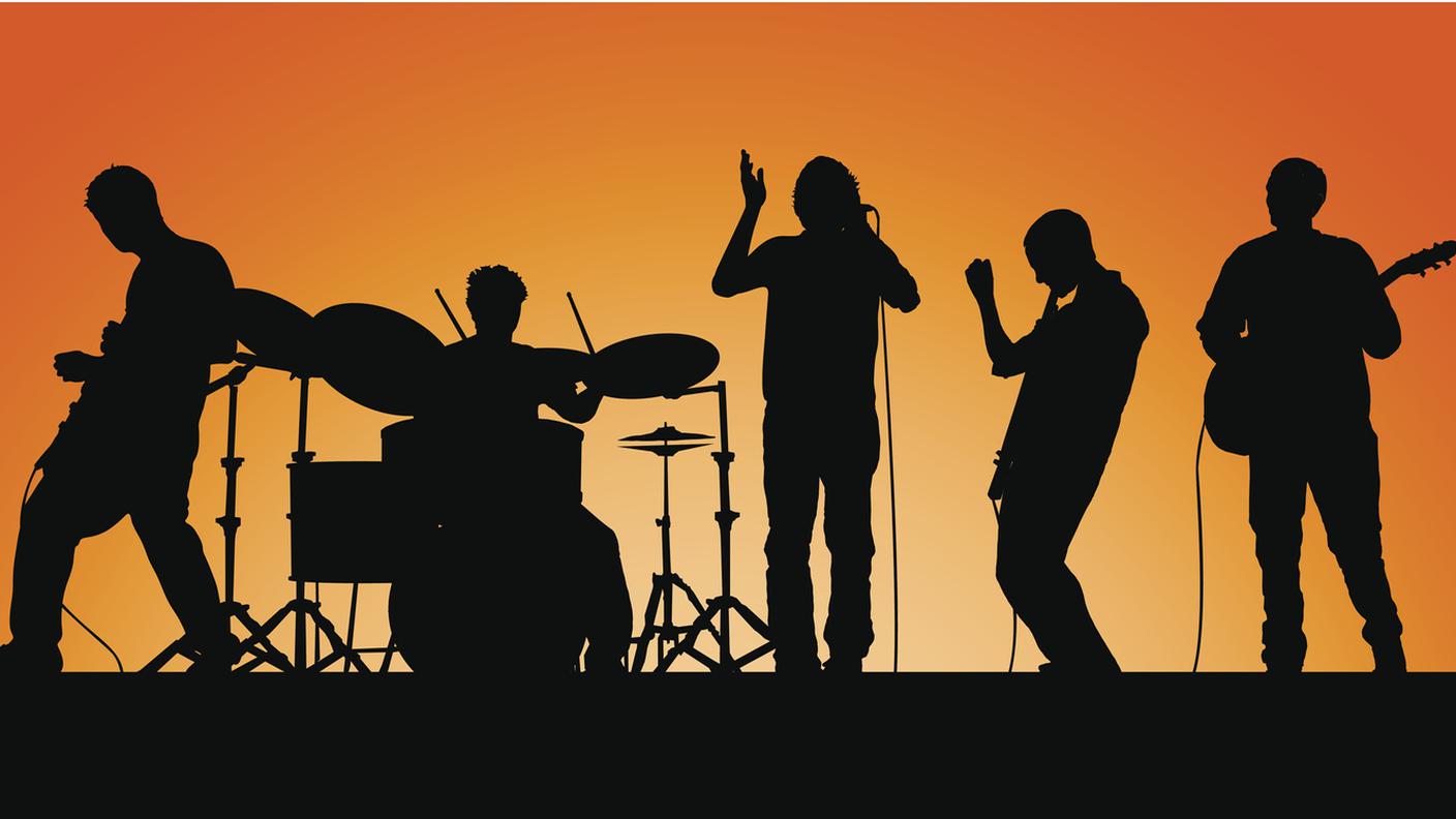 iStock-Gruppo musicale rock, Sagoma - Controluce, Gruppo musicale, Musicista, Cantante