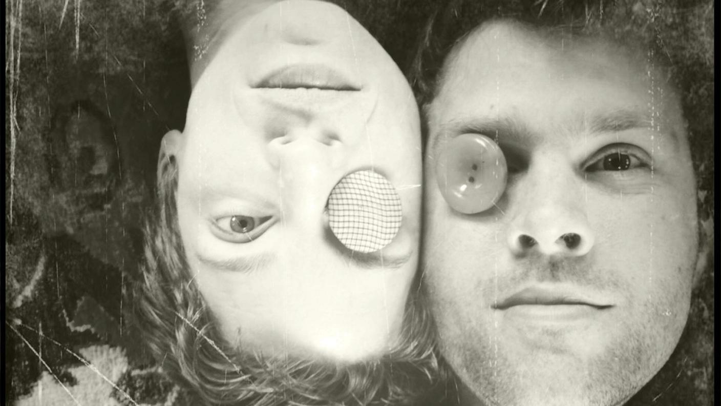 Carla Kihlstedt e Matthias Bossi - Button Eyes