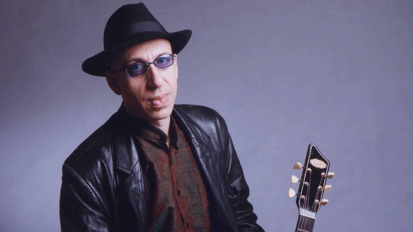 Elliott Sharp