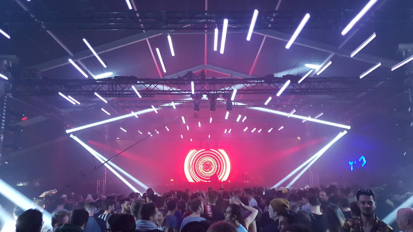 Il MOON, l'evento notturno del Caprices Festival