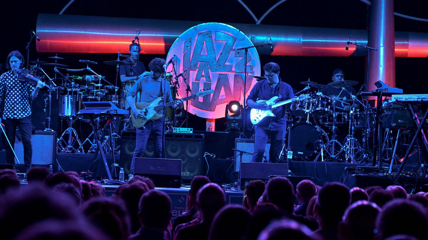 Snarky Puppy