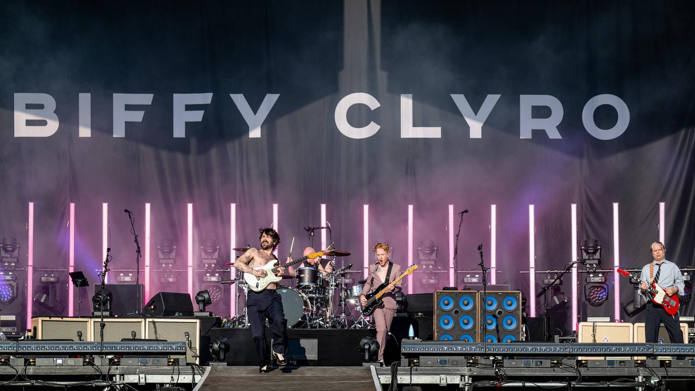 Biffy Clyro.jpg