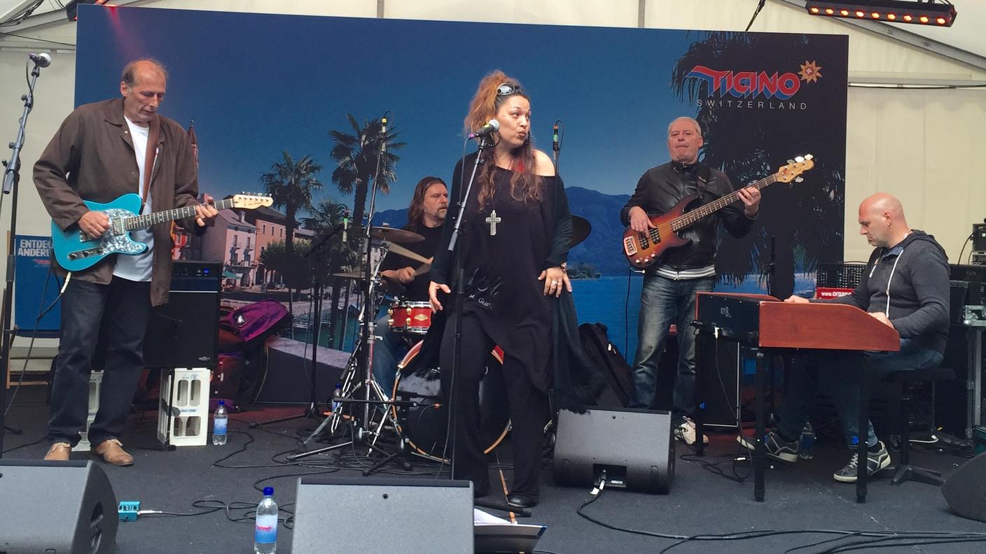 Mag Dega Blues Band