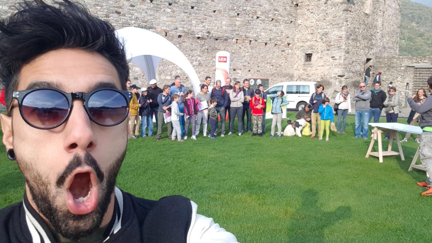 ...e dal basso!