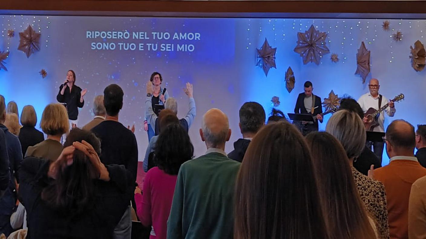 CHIESA PENTEC BREGANZONA.jpeg