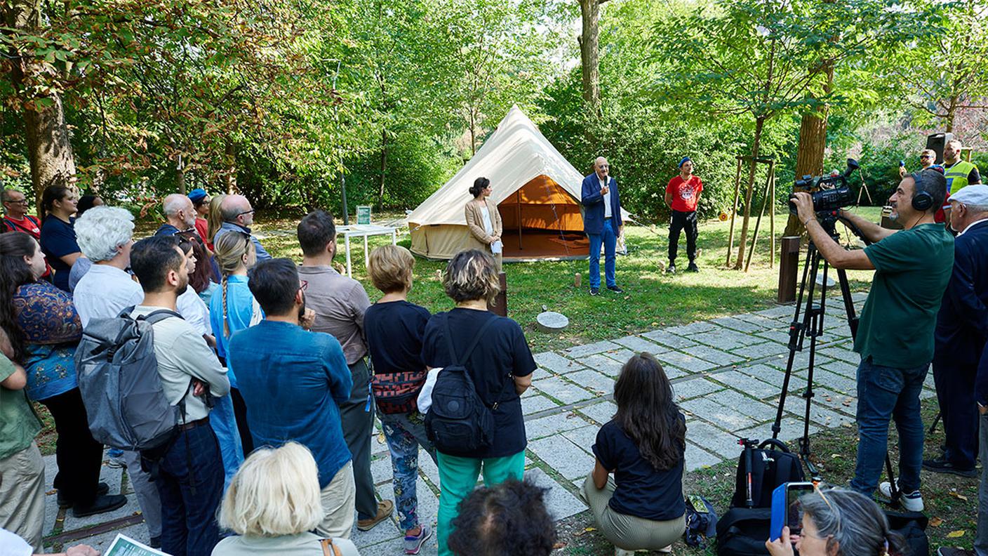 "Tenda del lutto", Giardino dei giusti a Milano