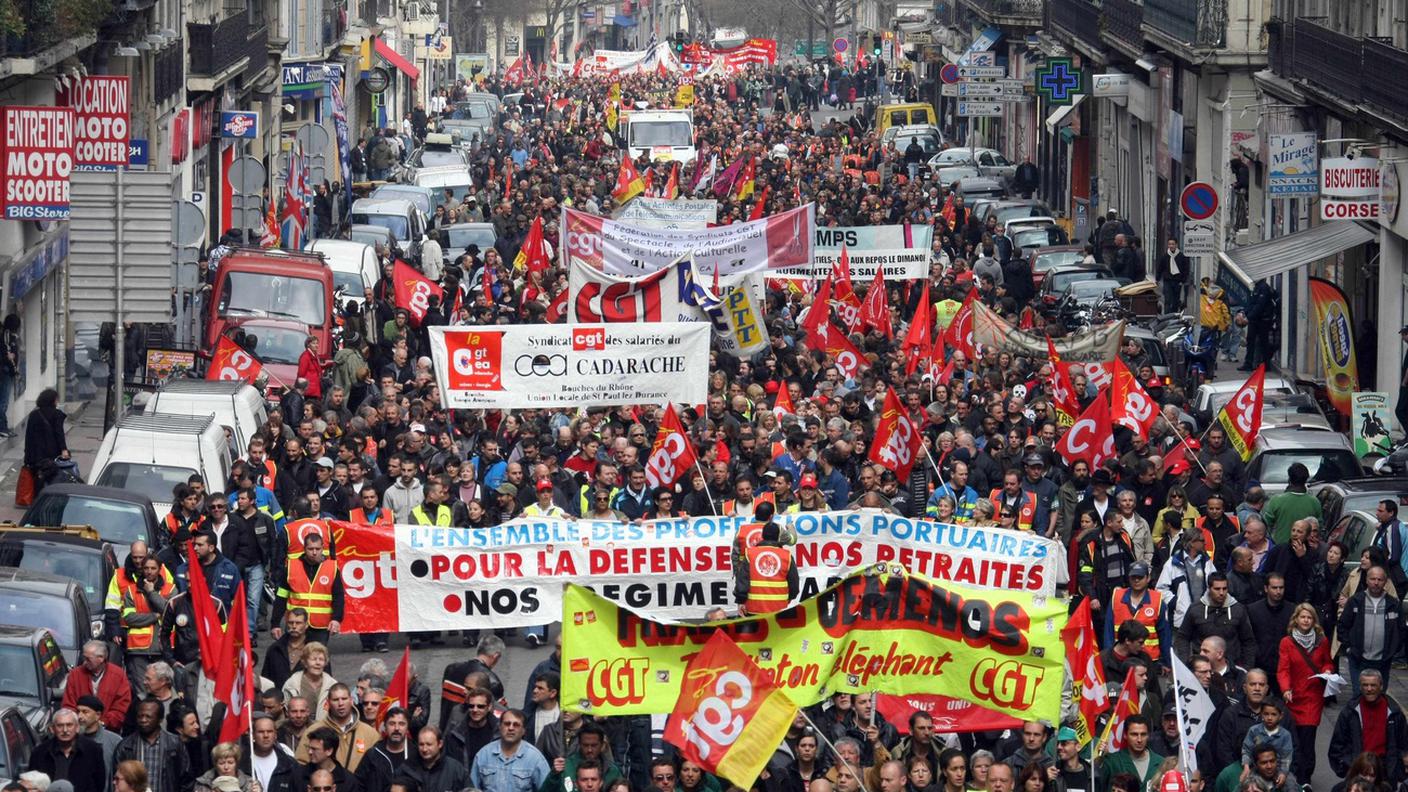 Sciopero a Marsiglia.jpg