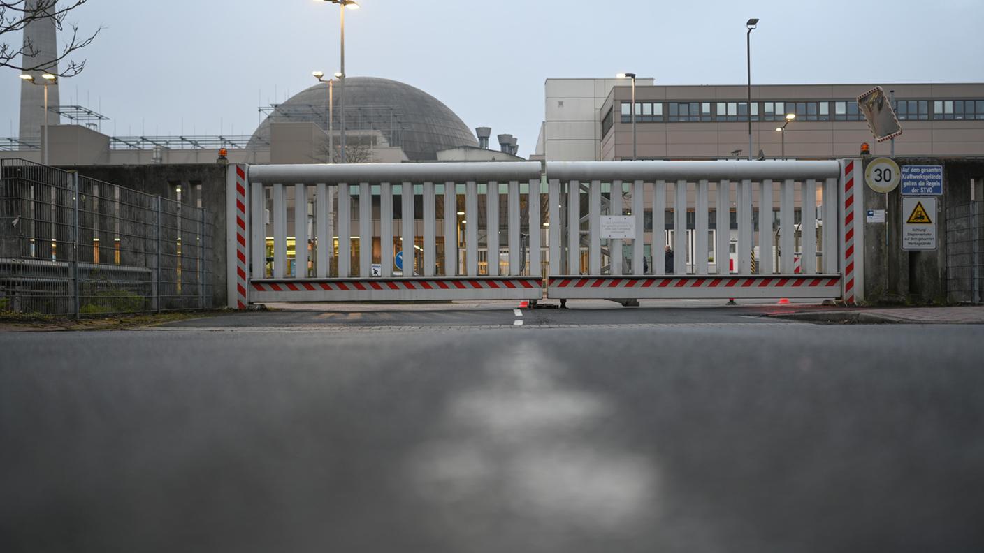 Cancelli chiusi, in Germania la centrale atomica di Emsland viene staccata dalla rete 16 aprile 2023.jpg