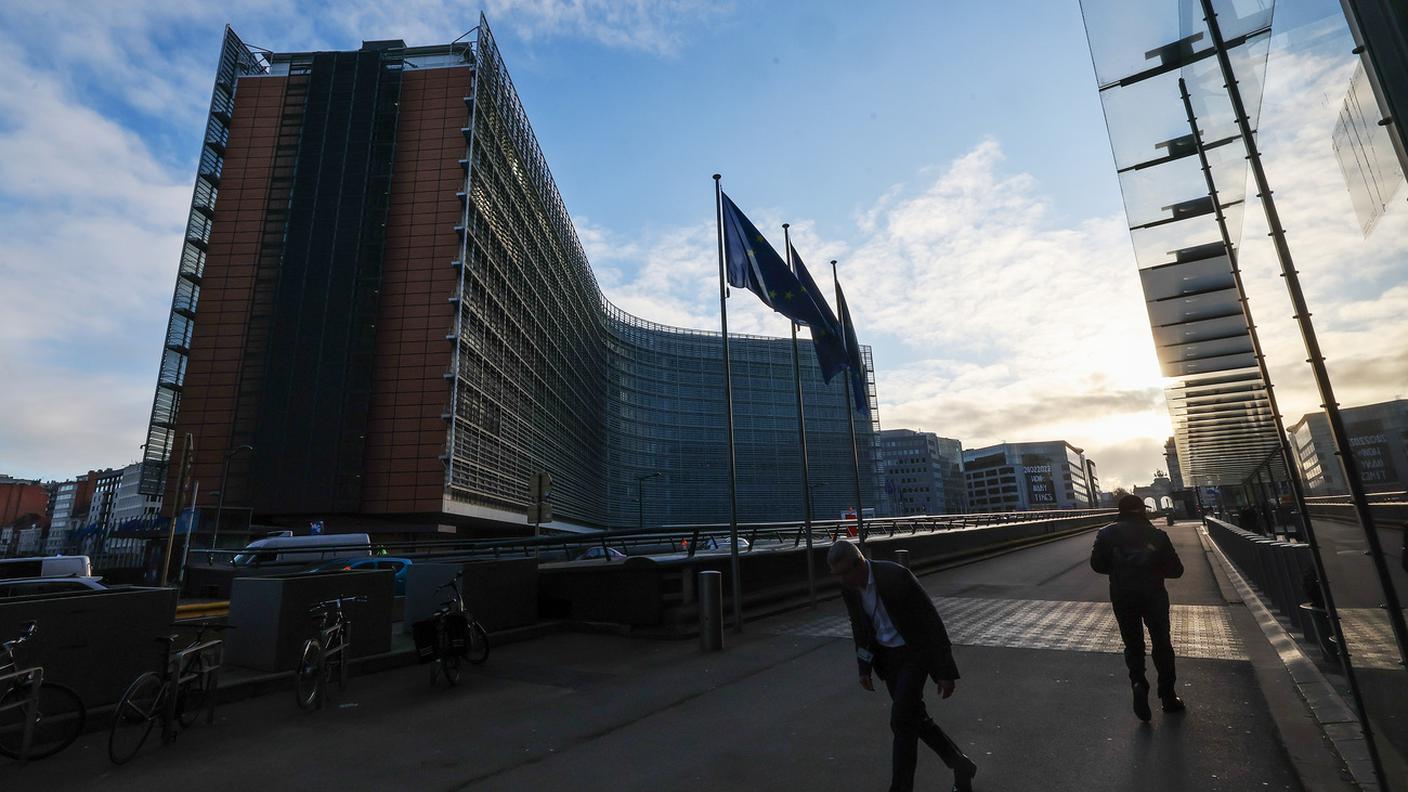 commissione europea e dazi.jpg