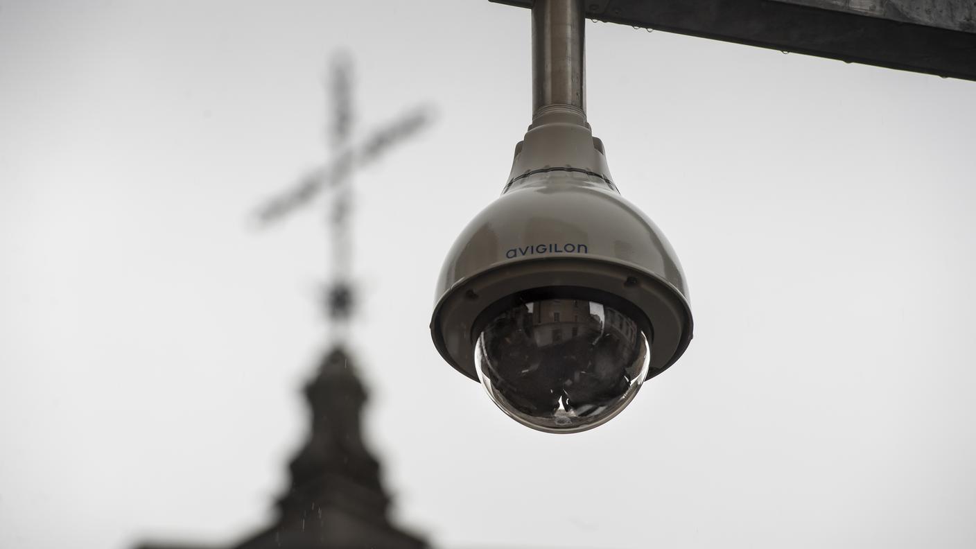 TiPress_una telecamera di videosorveglianza a Lugano. Rischi e vantaggi del riconoscimento facciale 363925.jpg
