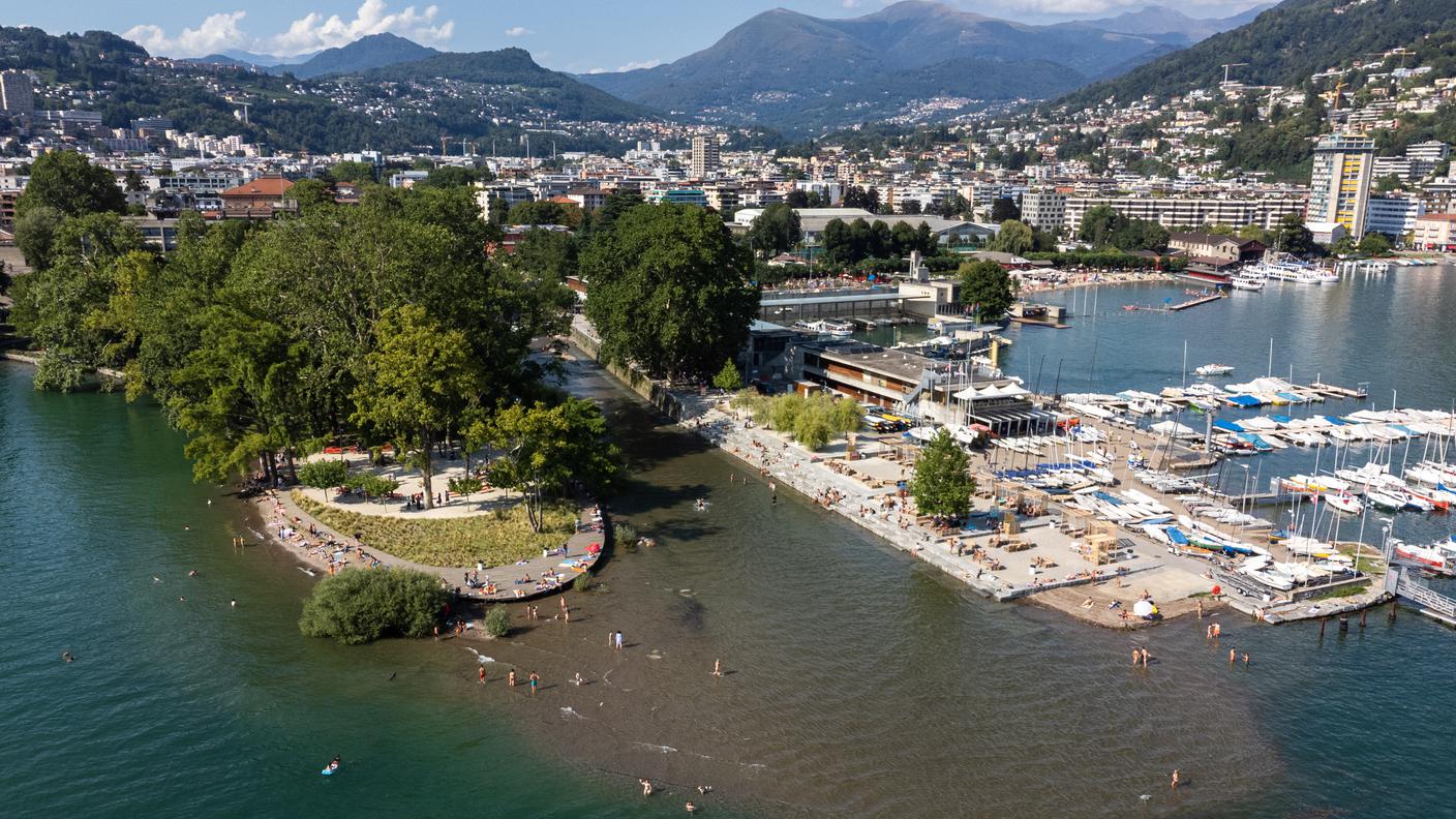 TiPress restrospettiva Lugano nella foto la veduta aerea panoramica della Foce del Cassarate.jpg