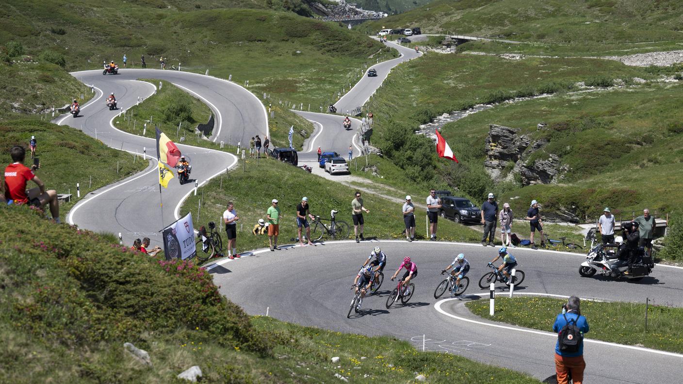 Il Tour de Suisse 2025 sul Passo del San Bernardino