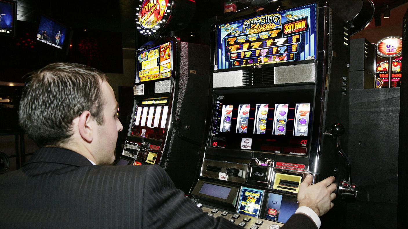 slot machine 9.2.2012 re.jpg