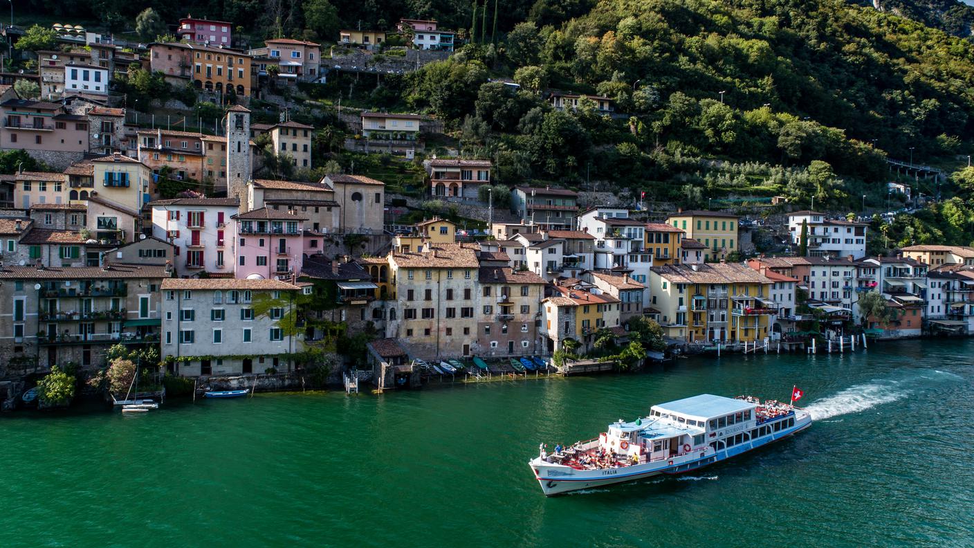 Il battello all'imbarcadero di Gandria