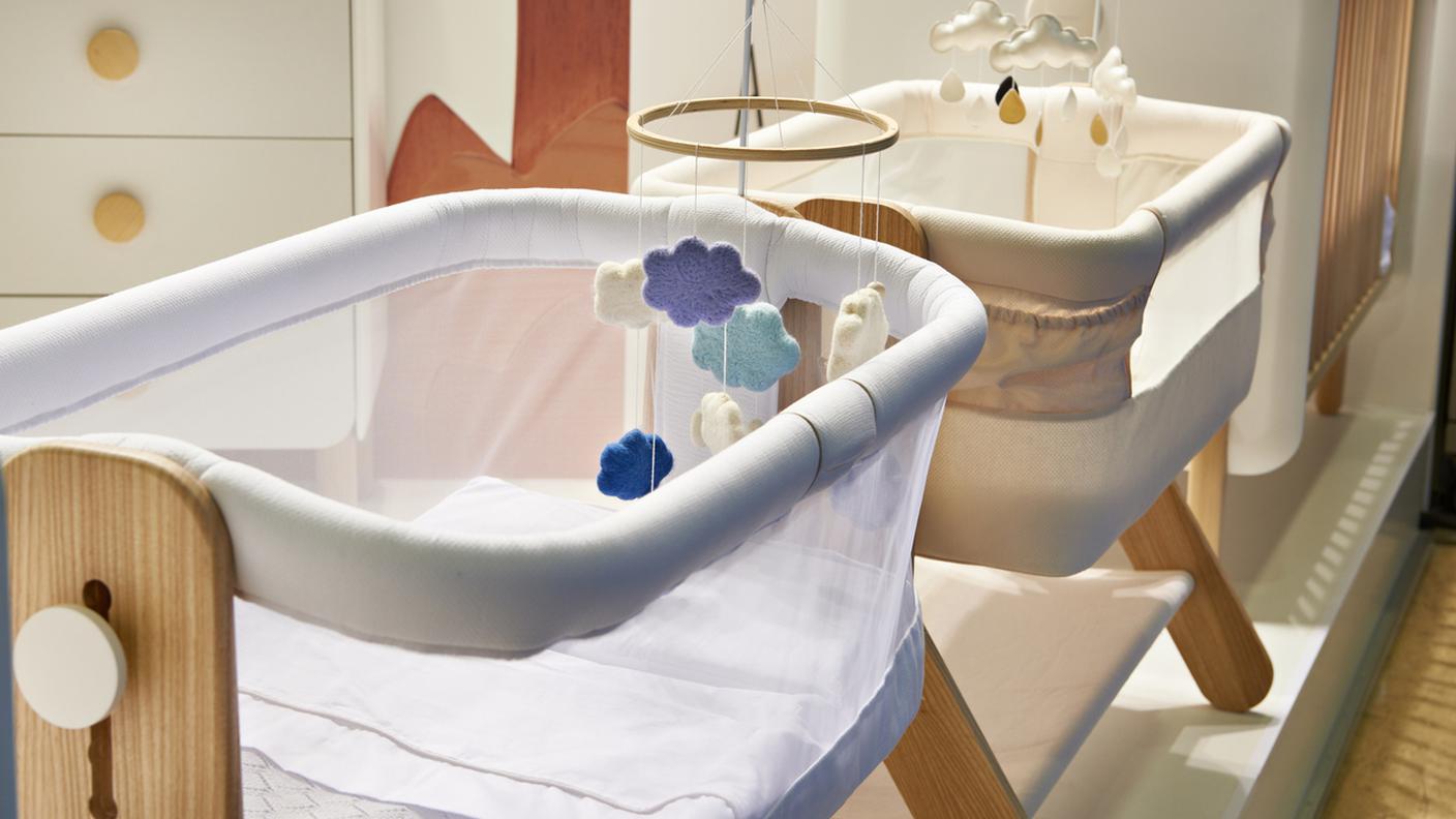 culla bebé vuota, calo natalità