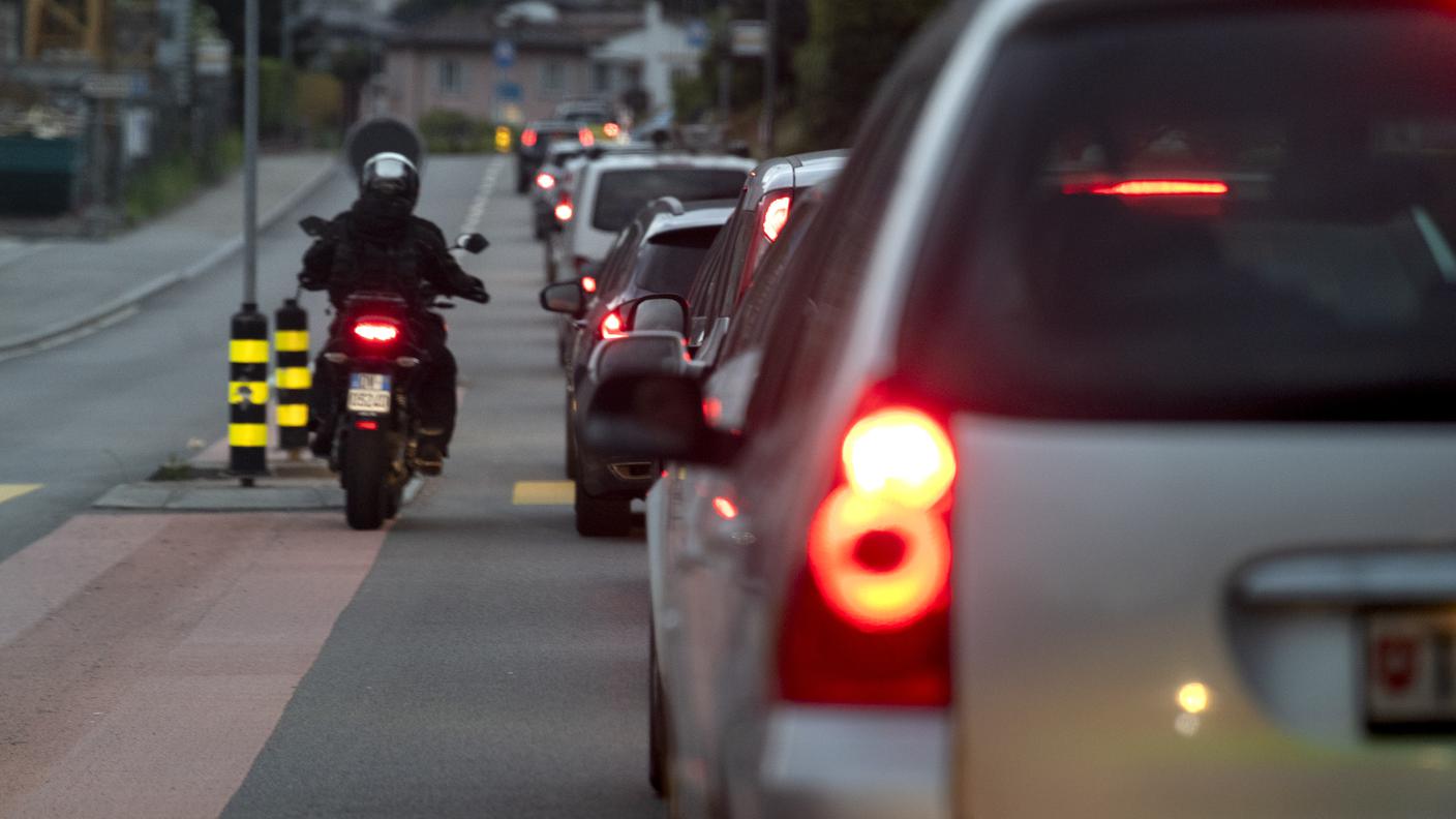 Traffico, aumento di moto e veicoli
