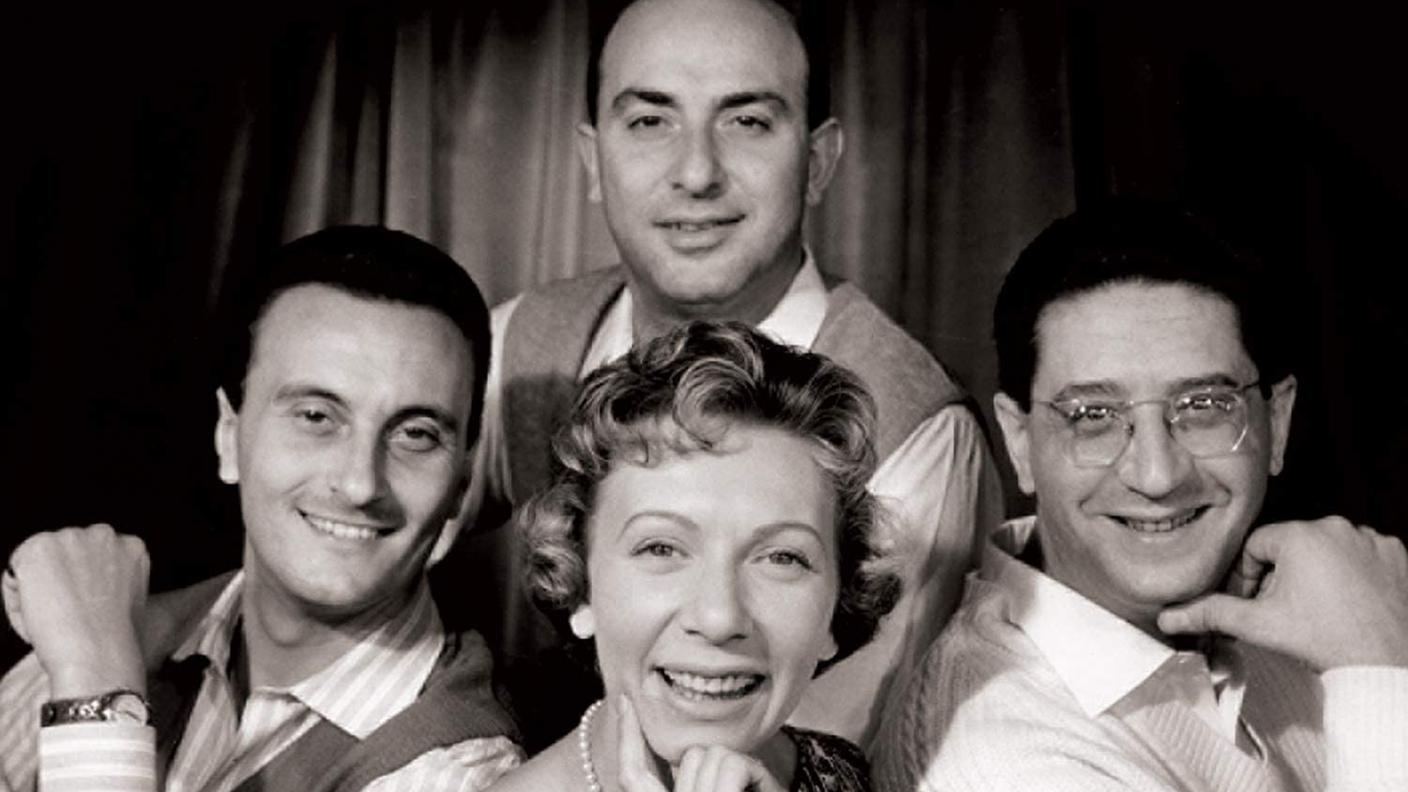 "Gli anni Fonit Cetra in 228 canzoni (1941-1958)" di Quartetto Cetra e Lucia Mannucci; Warner Music Italy (dettaglio copertina)