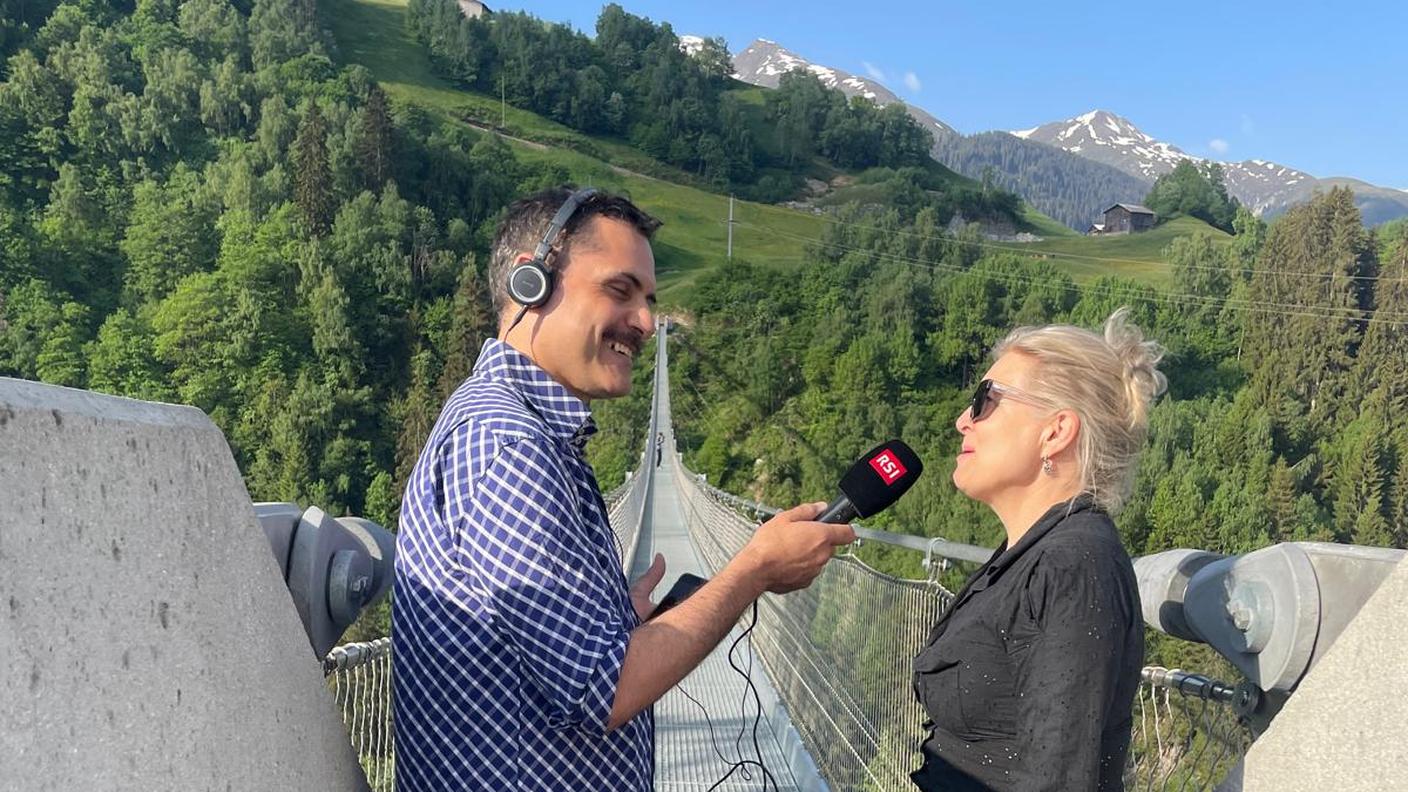 Davide Gagliardi con Romana Costa di Radio Rumantsch