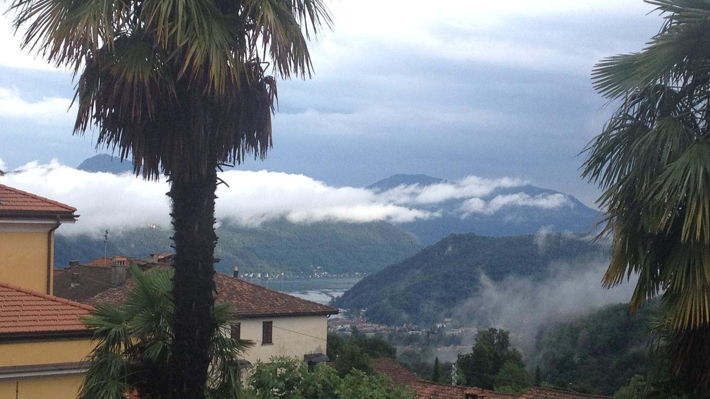 Panorama dalla terrazza di Antonietta a Curio, Malcantone