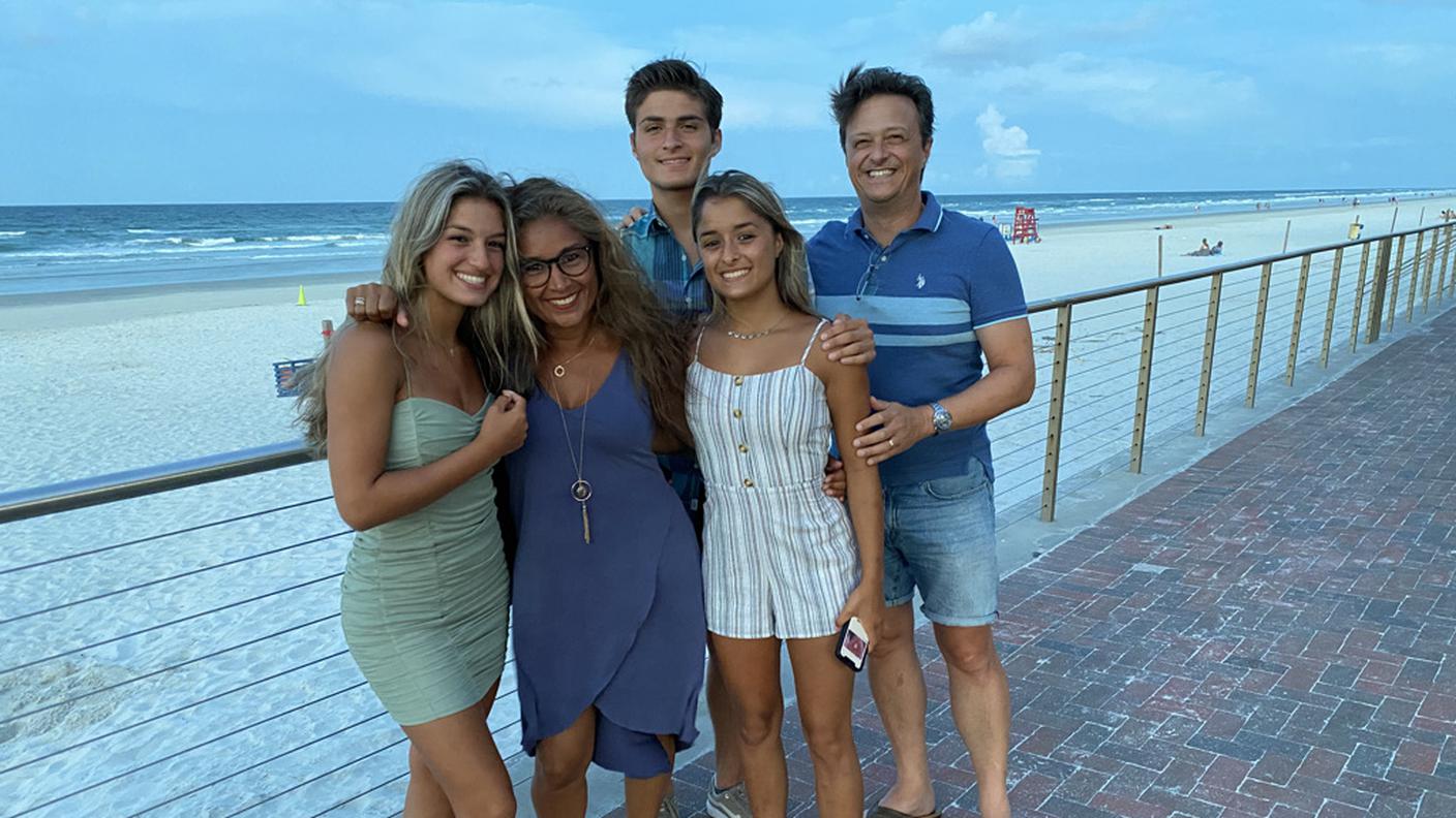 Daniele Pedrazzoli con la famiglia