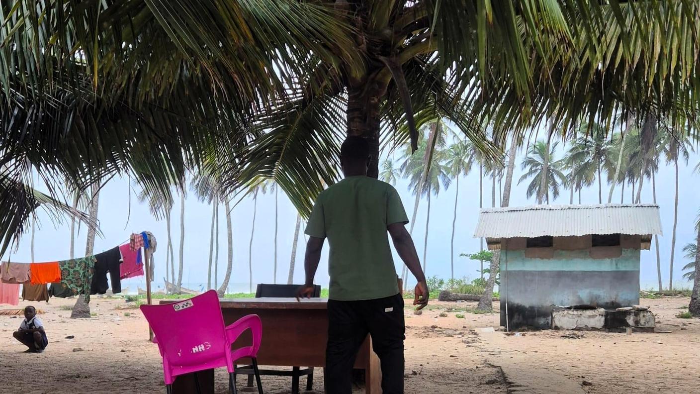 Giorno 200, frontiera New Town, Ghana