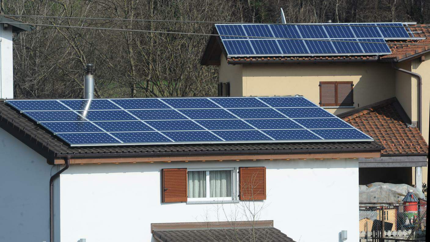 Alcune abitazioni nel Mendrisiotto dotate di pannelli solari