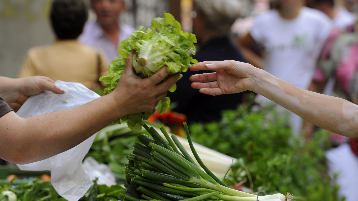 mercato frutta e verdura