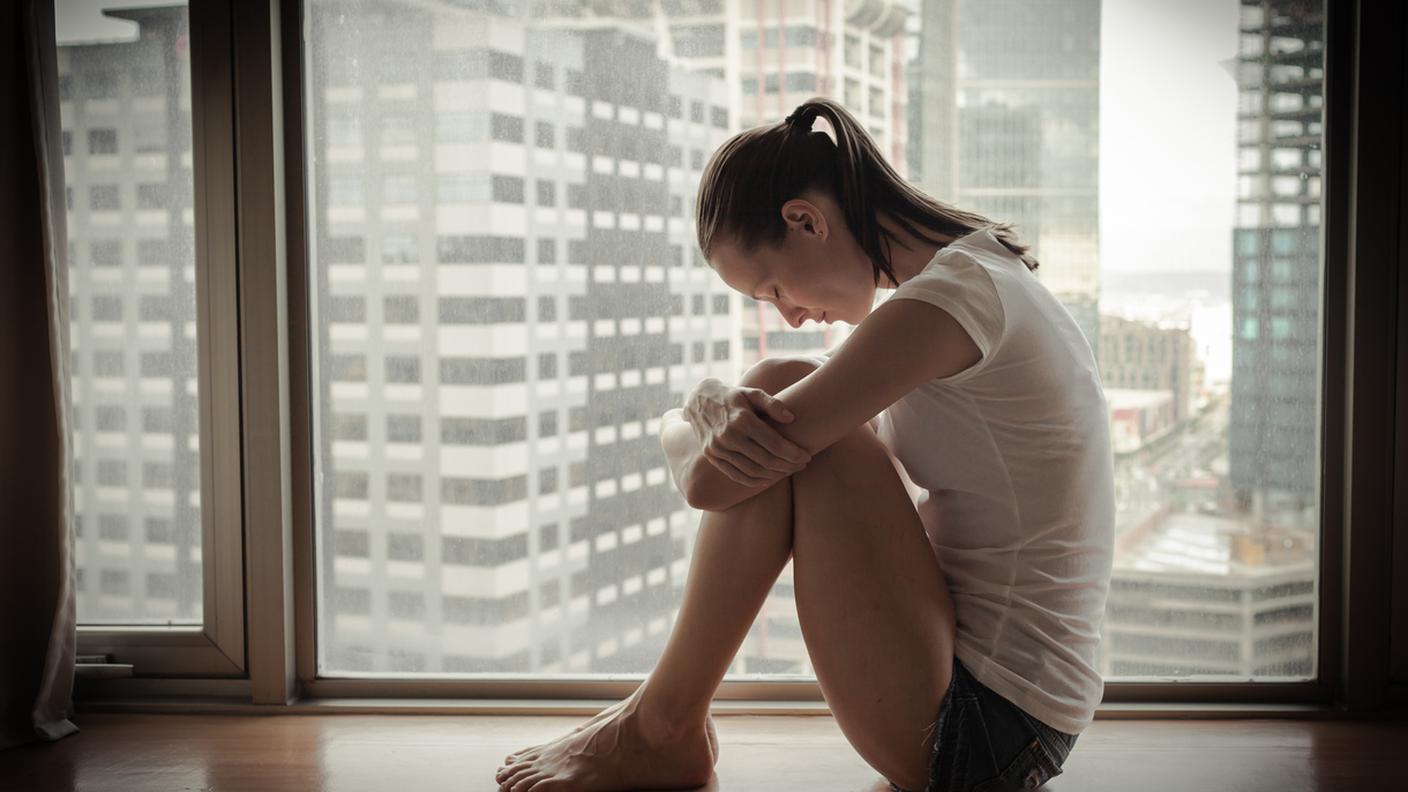 trauma psicologico. piangere, Rompere, Colpevolezza, Imbarazzo